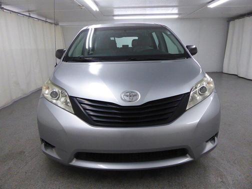 2014 Toyota Sienna L