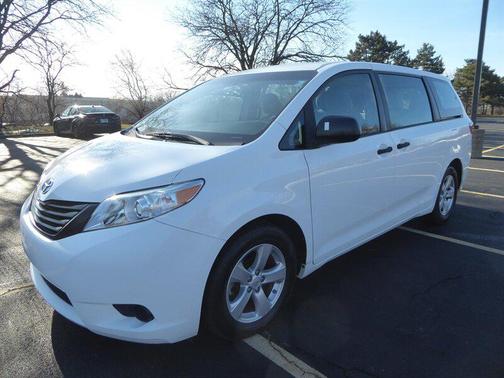 2016 Toyota Sienna L