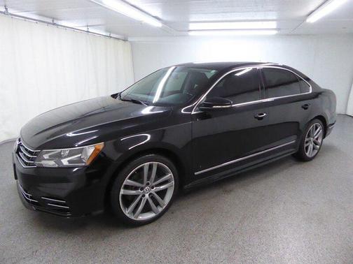 2016 Volkswagen Passat 1.8T R-Line