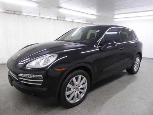 2014 Porsche Cayenne Platinum Edition