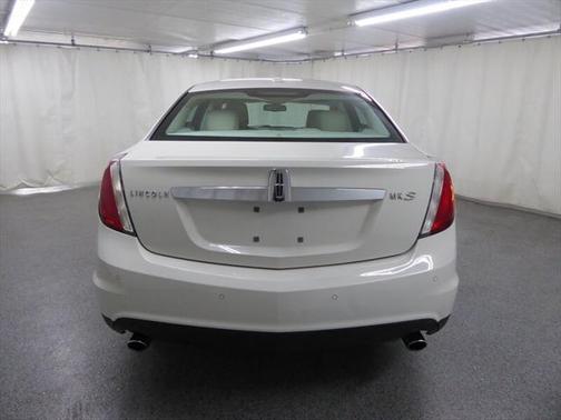 2009 Lincoln MKS Base