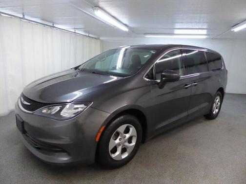 2017 Chrysler Pacifica LX