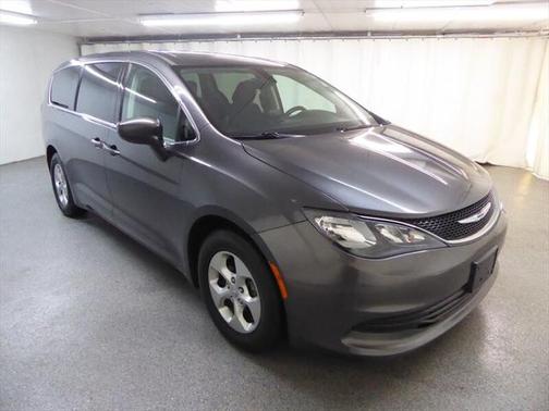 2017 Chrysler Pacifica LX