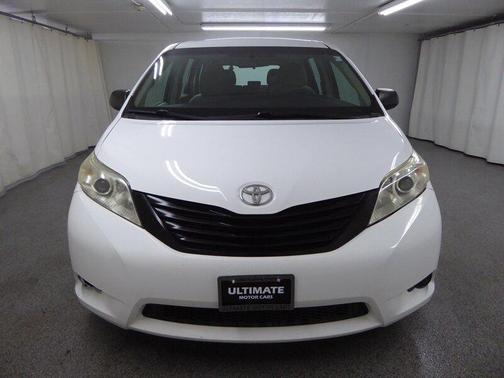 2016 Toyota Sienna L