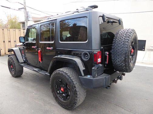 2016 Jeep Wrangler Unlimited Sahara