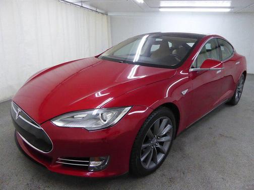 2013 Tesla Model S Performance