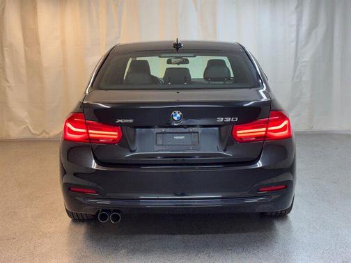 2018 BMW 330 xDrive