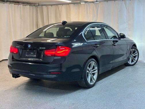 2018 BMW 330 xDrive