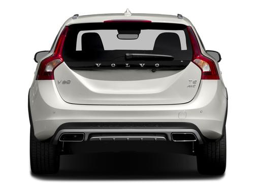 2015 Volvo V60 Cross Country T5