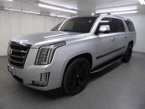 2016 Cadillac Escalade ESV Luxury