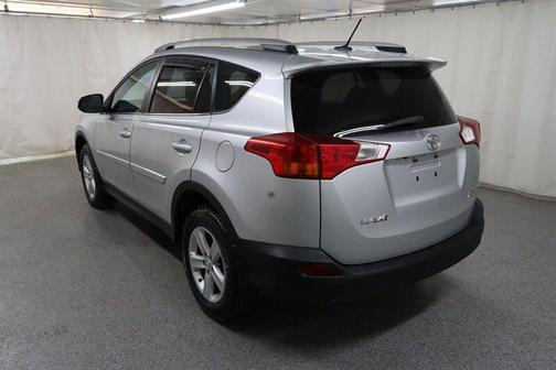 Classic Silver Metallic 2014 Toyota RAV4 XLE