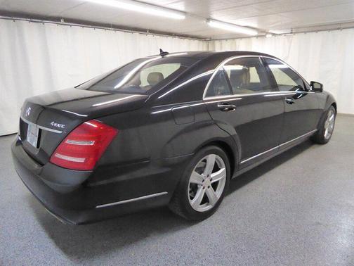 2013 Mercedes-Benz S-Class 4MATIC