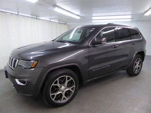 2018 Jeep Grand Cherokee Sterling Edition