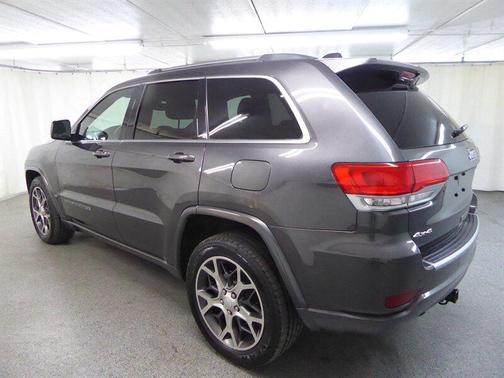 2018 Jeep Grand Cherokee Sterling Edition