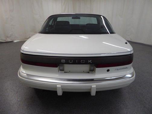1991 Buick Reatta 