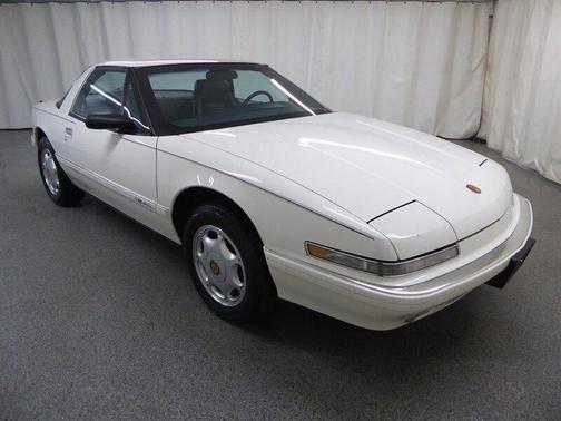 1991 Buick Reatta 