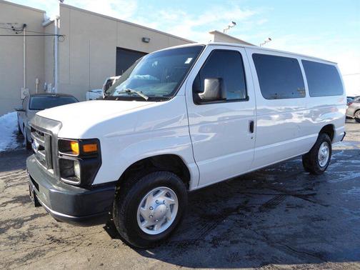 2013 Ford E350 Super Duty XL