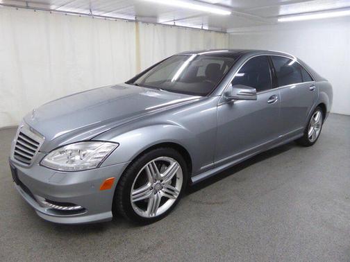 Black 2013 Mercedes-Benz S-Class 4MATIC