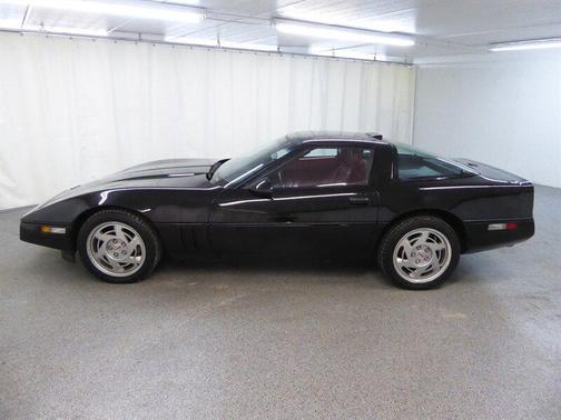 1990 Chevrolet Corvette Base