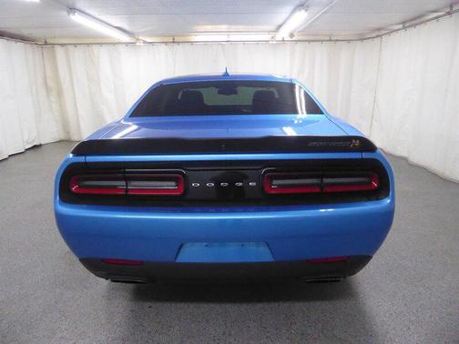 B5 Blue Pearlcoat 2023 Dodge Challenger R/T Scat Pack