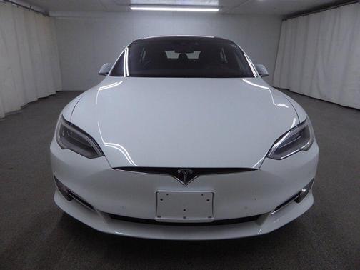2016 Tesla Model S 75D