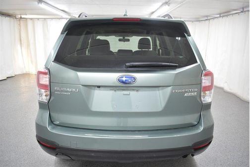 Jasmine Green Metallic 2017 Subaru Forester 2.5i Premium