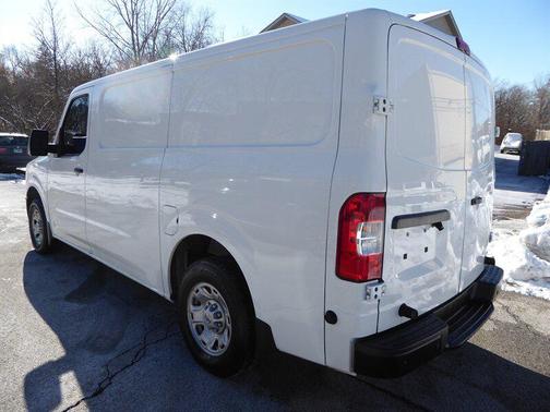 2021 Nissan NV Cargo NV2500 HD SV V6