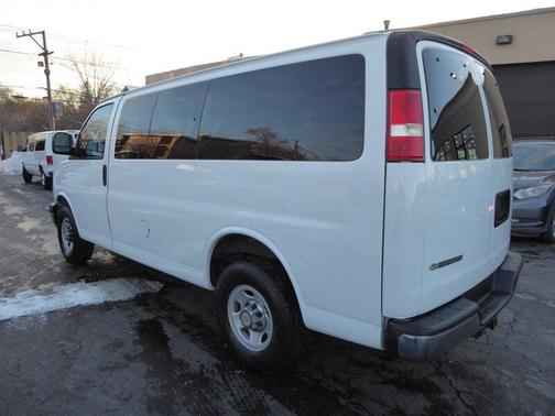 2012 Chevrolet Express 2500 LT