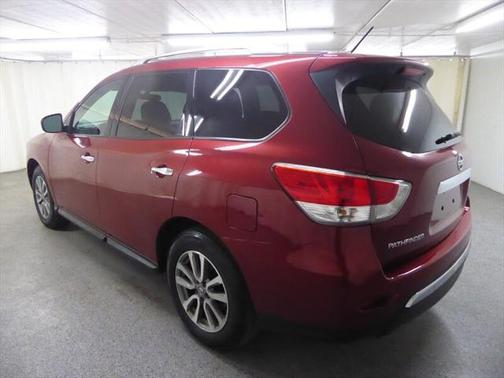 2016 Nissan Pathfinder S
