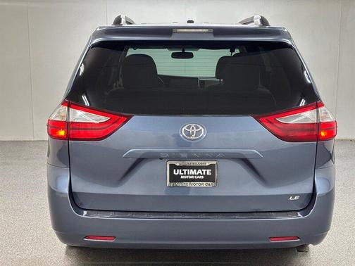 2015 Toyota Sienna LE