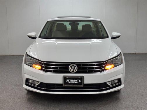 2016 Volkswagen Passat 1.8T SEL