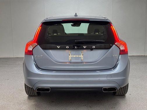 2017 Volvo V60 T5 Premier