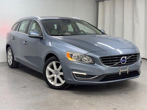 2017 Volvo V60 T5 Premier