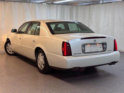 2003 Cadillac DeVille Base