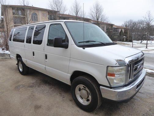 2011 Ford E350 Super Duty XL
