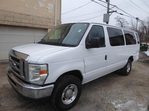 2011 Ford E350 Super Duty XL