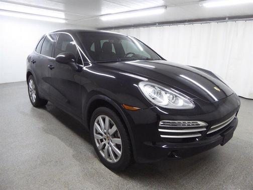 Black 2014 Porsche Cayenne Platinum Edition