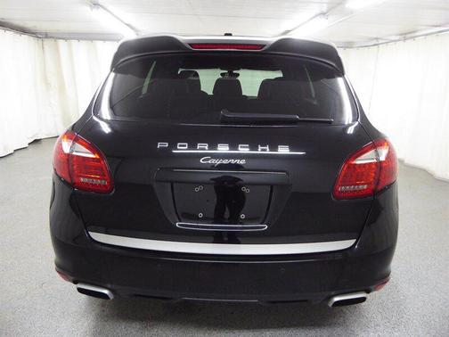 Black 2014 Porsche Cayenne Platinum Edition