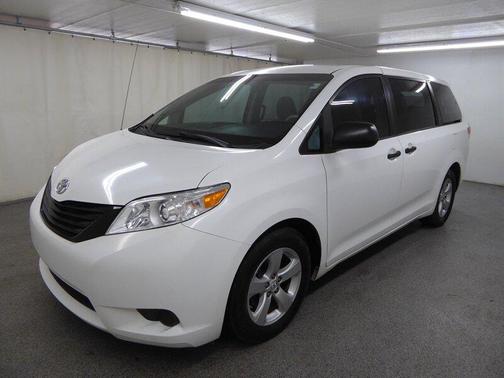 2013 Toyota Sienna SE