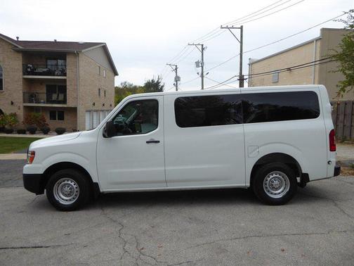 2017 Nissan NV Passenger NV3500 HD S V6