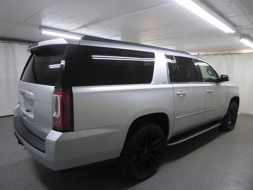 2016 GMC Yukon XL SLT