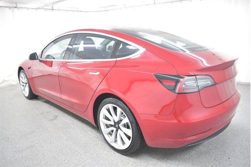 Red Multi-Coat 2018 Tesla Model 3 Long Range