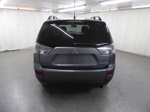 2009 Mitsubishi Outlander ES