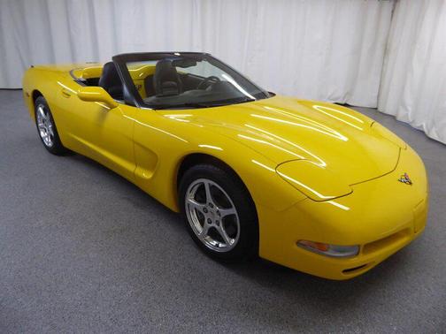 2001 Chevrolet Corvette Base