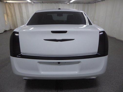 2014 Chrysler 300 S