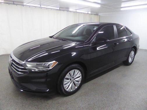 Black Uni 2019 Volkswagen Jetta 1.4T S