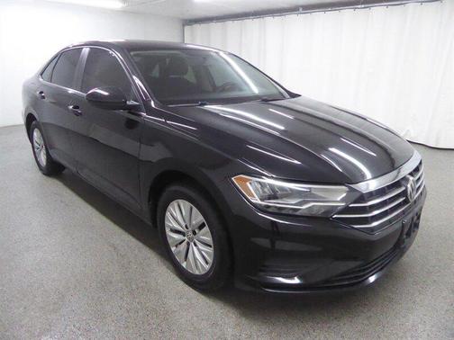 Black Uni 2019 Volkswagen Jetta 1.4T S