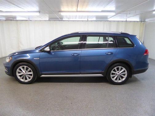 2017 Volkswagen Golf Alltrack TSI SEL
