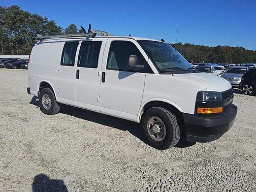 2022 Chevrolet Express 2500 RWD 2500 Regular Wheelbase WT