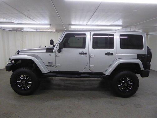 2011 Jeep Wrangler Unlimited Sahara